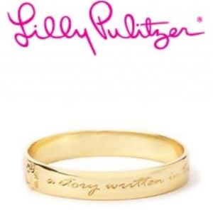 Lilly Pulitzer a story written around the sun bangle. NWOT